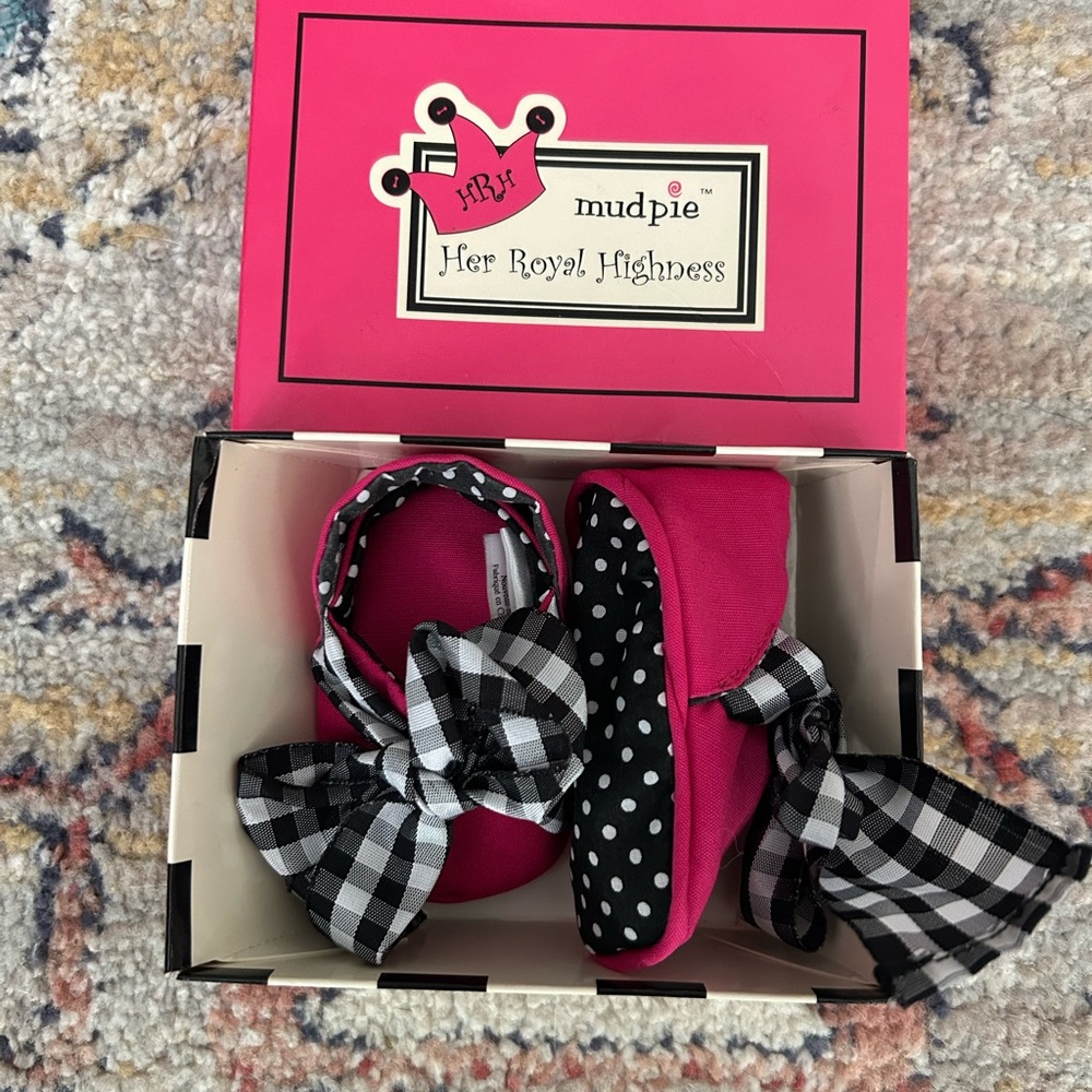 Mud Pie Pink Baby Shoes with Bow